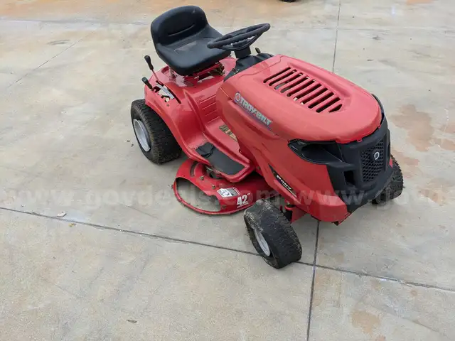 Troy Bilt Pony Riding Mower/PRE-OWNED/DS17612/96063/DSP/FLOODED