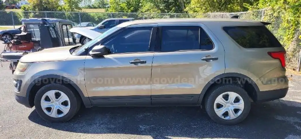 2016 FORD EXPLORER 4X4 POLICE INTERCEPTOR/DS18020/96641/KSP/SP4523