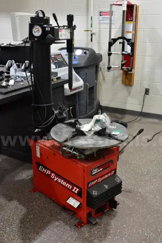 Machinery Lot/OFFSITE/DS#17958/Pallet#000032/KDE