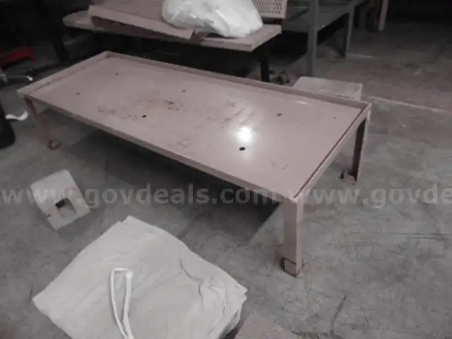 Beds (Bulk Quantity)/PRE-OWNED/OFFSITE/DS#18090/96927/DOC