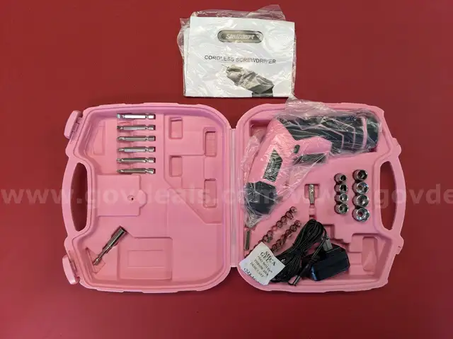 Stalwart Pink Cordless Drill with Case/PRE-OWNED/DS18101/96953/TSA