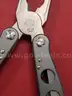 Schrade Multi-Tool with Sheath/PRE-OWNED/DS18108/96998/TSA