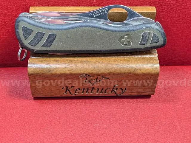 Victorinox Swiss Soldier&#x27;s Knife/PRE-OWNED/DS18121/97063/TSA