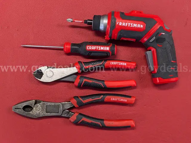 4 Craftsman Various Style Tools/PRE-OWNED/DS18207/97482/TSA