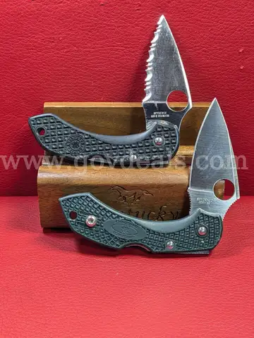 2 Spyderco Dragonfly Knives/PRE-OWNED/DS18226/97582/TSA