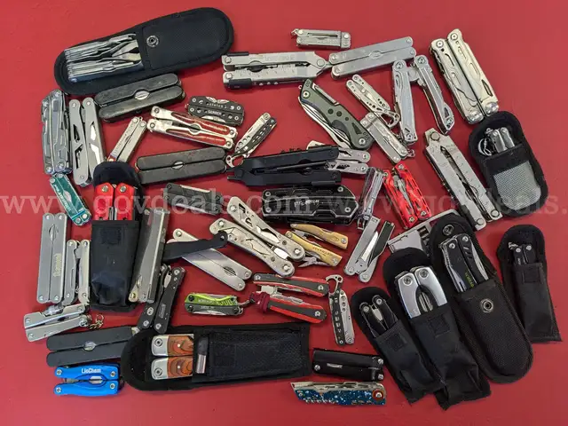 14.6 Pound Lot of Various Brand Multi-Tools/PRE-OWNED/DS18228/97607/TSA