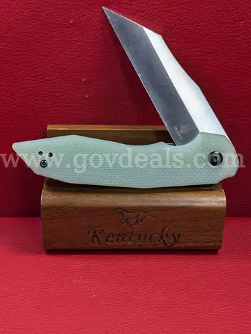 *Discontinued Kizer Porcupine Jade Knife/PRE-OWNED/DS18228/97605/TSA