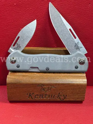 Benchmade 317 Weekender S30V Knife/PRE-OWNED/DS18229/97617/TSA