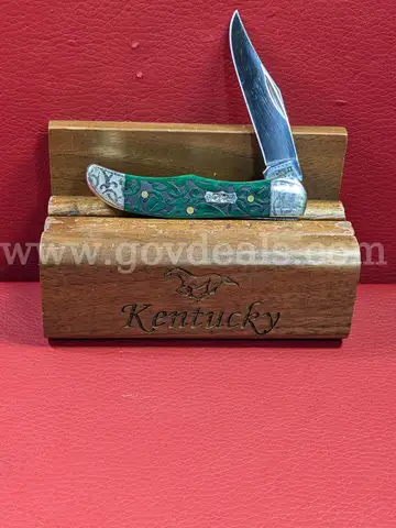 Case XX 61165 Ivy Bermuda Green Bone Pocket Hunter Knife/PRE-OWNED/DS18237/97643/TSA