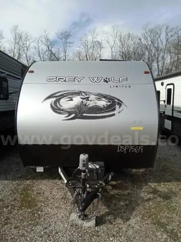 2022 Forest River Grey Wolf Limited 26DJSE Camper - Travel Trailer/CAMPER/DSP1569/DS18227/97610/DMA