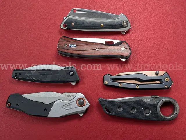 6 Various Brand Knives/PRE-OWNED/DS18249/97719/TSA