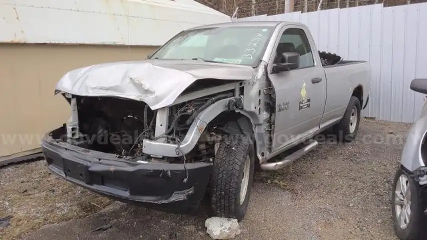 2014 DODGE RAM 1500 4X4 LWB/DS18254/97756/FLEET/KB3234/SALVAGE TITLE/OFF-SITE