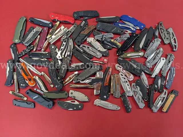 14.8 Pound Lot of Various Brand Knives/PRE-OWNED/DS18263/97804/TSA