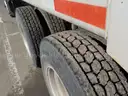 1999 International 2574
