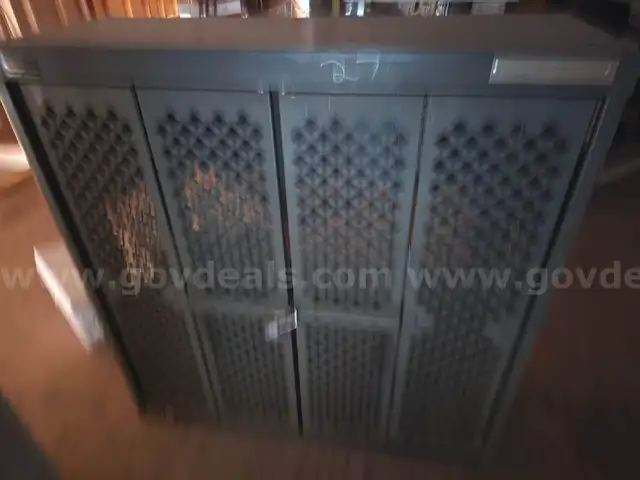 Enclosed 10 Gun Rack/lockable