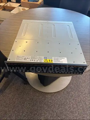 IBM Storwize V3700 2072S2C SAN