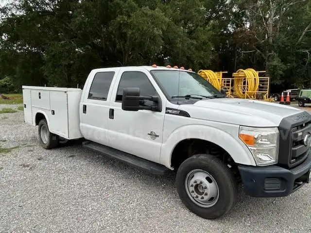 2016 Ford F-350 SD XL Crew Cab Long Bed DRW 4WD