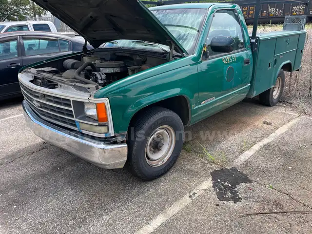 1992 Chevrolet C/K 2500 Reg. Cab 8-ft. Bed 2WD