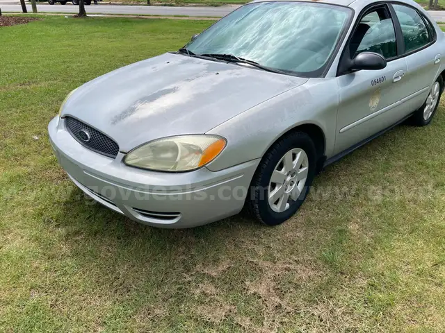 2005 Ford Taurus