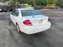 2005 Ford Taurus