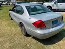2005 Ford Taurus
