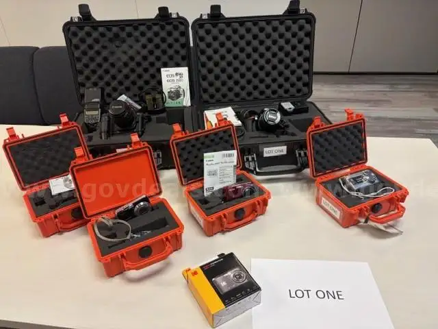 Lot 1 Cameras and Pelican Cases as Pictured