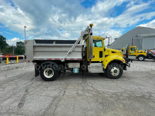 2012 Peterbilt Conventional 348