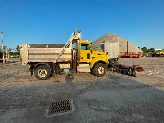 2012 Peterbilt Conventional 348