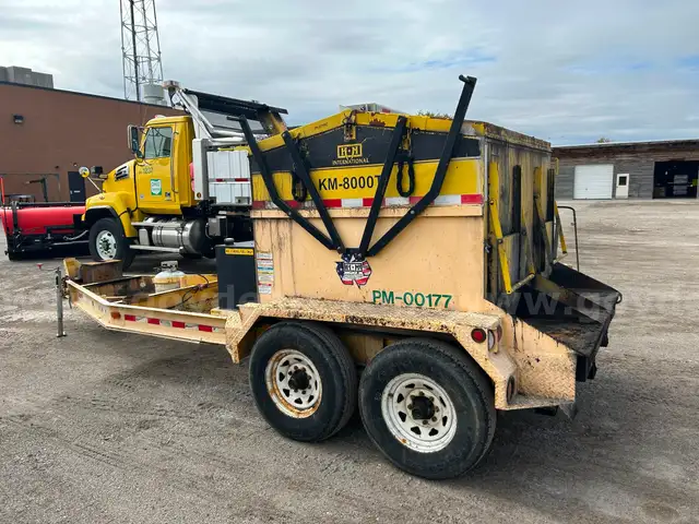 2014 KM International Asphalt Hot Box Trailer