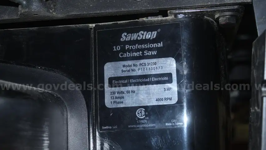 Saw Stop Table Saw