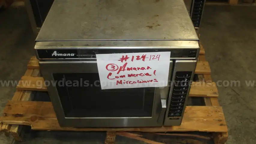 Commercial Microwaves