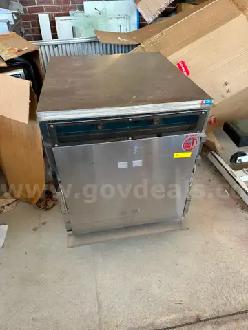 Alto-Shaam 750-TH/II Commercial Holding Cabinet &#x2013; 208/240V &#x2013; AS-IS