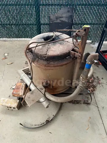 Speedy Melt Smelt Furnace – Model B-702