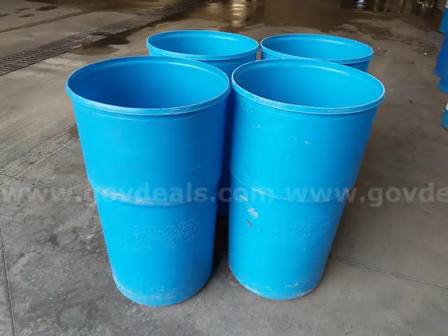 Plastic Drums (lot of 4)