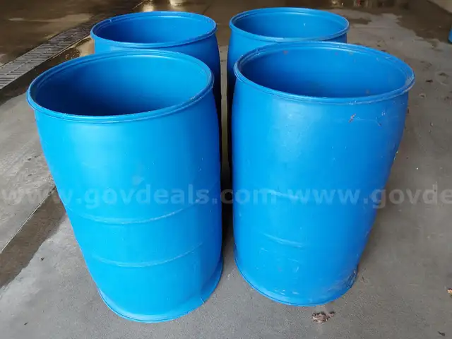 Plastic Drums (lot of 4)