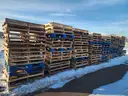 1 Lot of 120+ Wooden Pallets