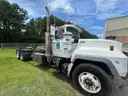 2002 Mack Roll-off