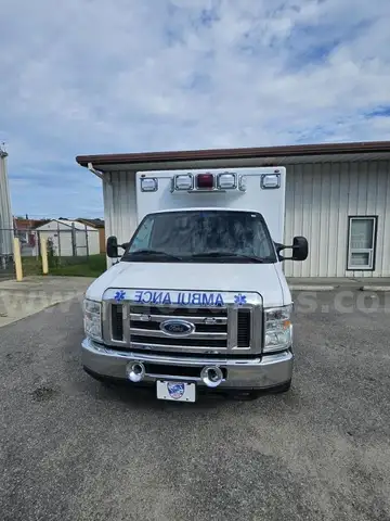 2017 Ford E450