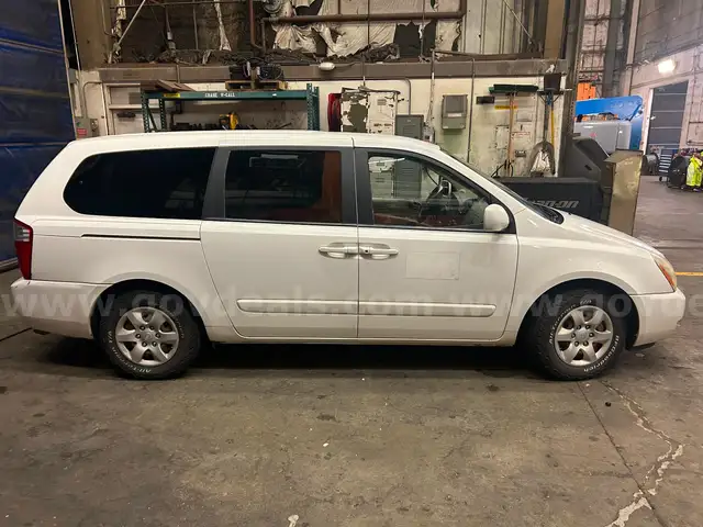 2006 Kia Sedona