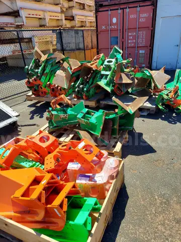 1 Lot of Bromma Spreader Parts