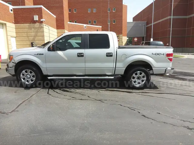2013 Ford F-150 XLT SuperCrew 5.5-ft. Bed 4WD