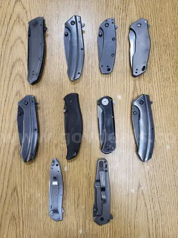 Assortment of Kershaw knives