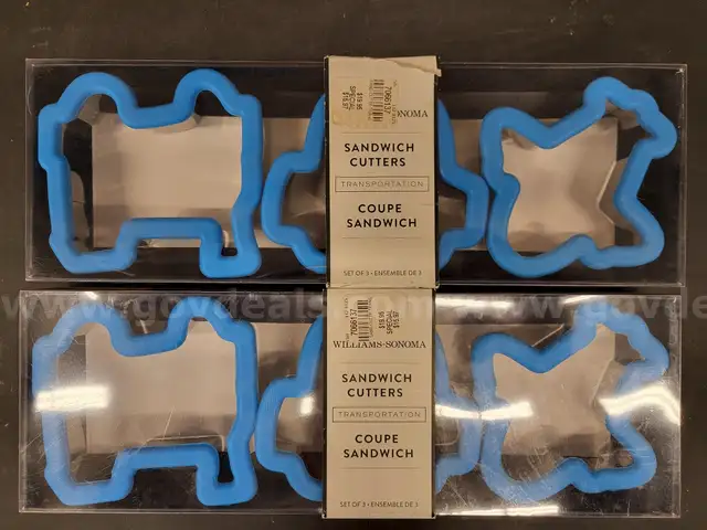 Assortment of Sandwich cutters