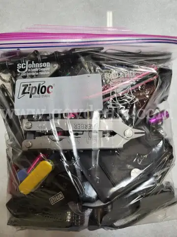 Bag of miscellaneous Knives & Multi-Tools