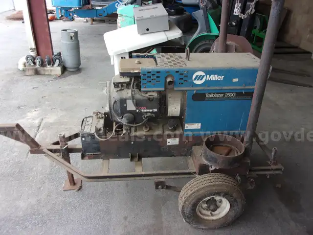 Miller Trailblazer 250G with Trailer