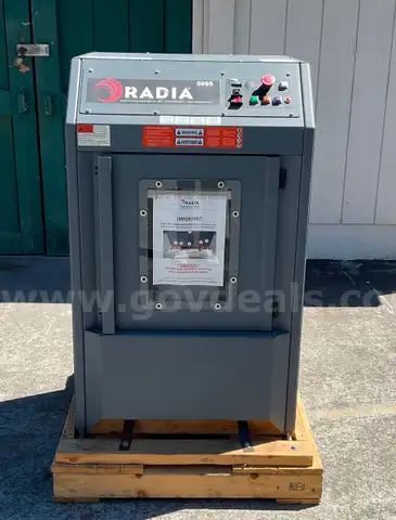 Radia 05995PB Electric Paint Shaker/Mixer *NO RESERVE* *BRAND NEW*