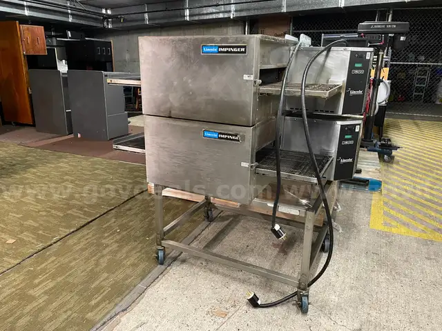 Lincoln Impinger Dual Conveyer Belt Pizza Oven