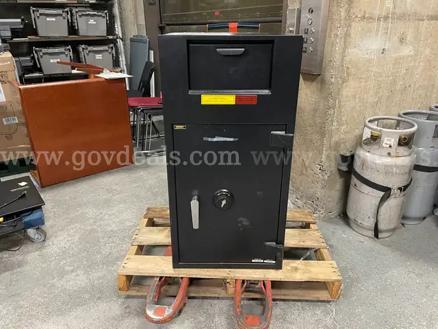 American Security (AMSEC) Depository Safe, 39.75" x 20" x 20"