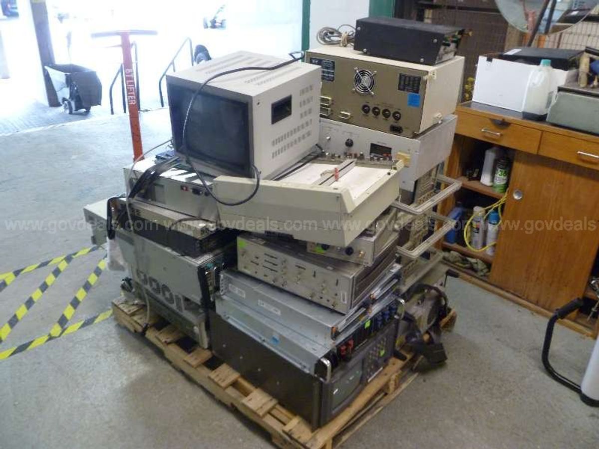 Pallet of Surplus Electronics, Testing Equipment, Oscilloscopes, etc. |  GovDeals