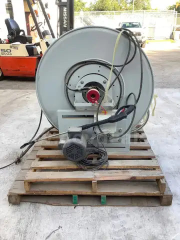 (1) Reel-Craft reel cart assembly with hose and motor, plus a pressure wand.